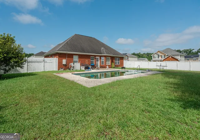 18th image of 601 Red Oak Ln, Hinesville, GA 31313 | MLS# 10820271