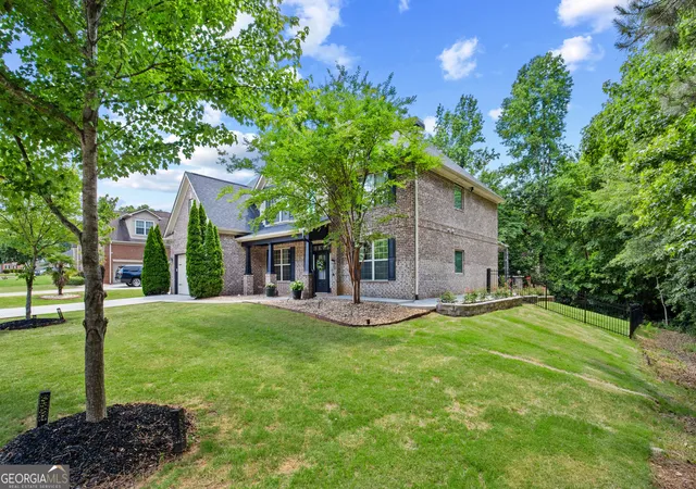2nd image of 319 Langshire Dr, Mcdonough, GA 30253 | MLS# 10740161