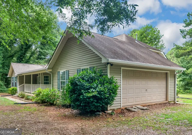 4th image of 918 S Mcdonough Rd, Griffin, GA 30224 | MLS# 10811645