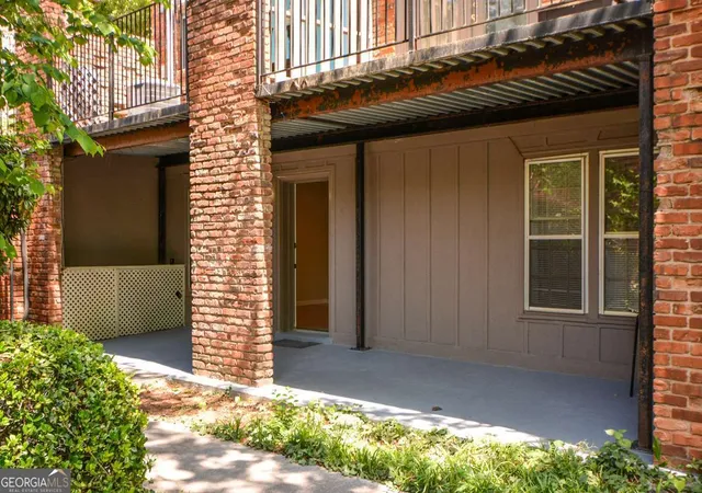 Photo 3 of Condo for sale at 3113 Colonial Wy #M, Atlanta, GA 30341 | MLS# 10741144 | Listing updated on 2026-10-07