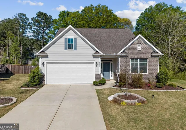 Photo 1 of Single family home for sale at 6870 Kate Ln, Flowery Branch, GA 30542 | MLS# 10728095 | Listing updated on 2026-09-17