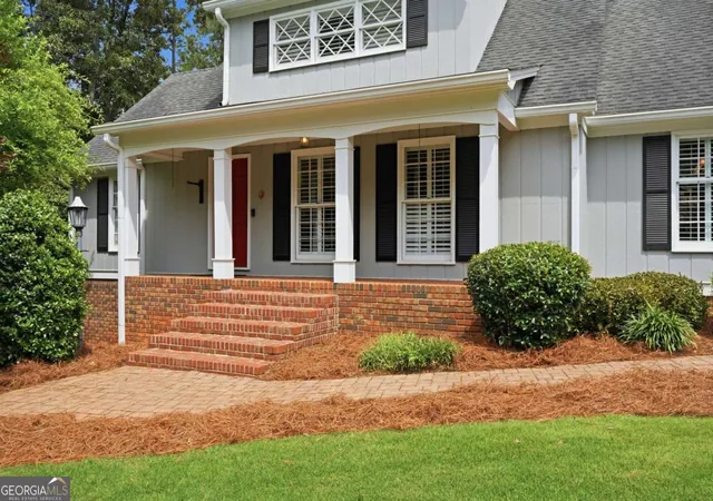 Photo 4 of Sale Pending at 2 Walnut Dr, Cartersville, GA 30120 | MLS# 10778281 | Listing updated on 2026-08-31