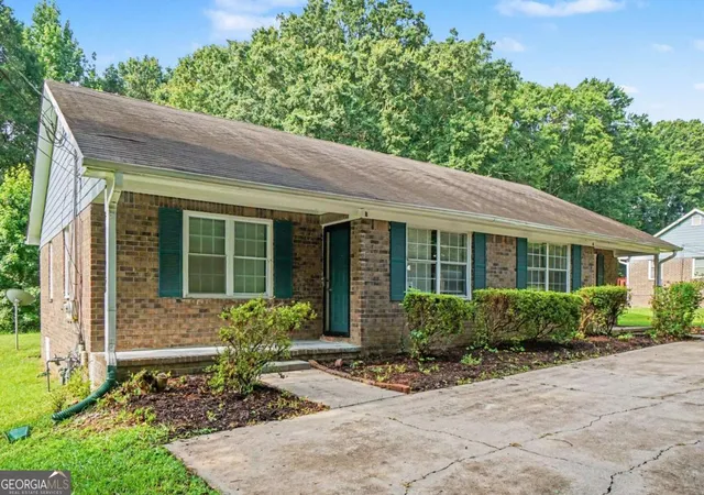 2nd image of 230 Powder Springs St #A / B, Hiram, GA 30141 | MLS# 10802173