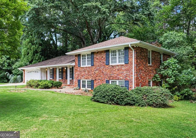 Photo 3 of Single family home for sale at 3135 Wanda Woods Dr, Atlanta, GA 30340 | MLS# 10781192 | Listing updated on 2026-10-03