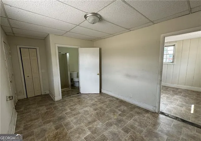 Listing Photo 2 - Condo for sale in building located at 4843 Old Dixie Hwy, Forest Park, GA 30297