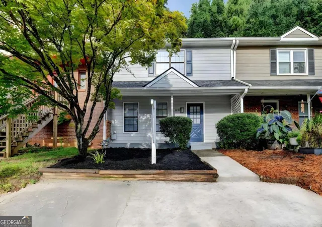 Photo 1 of Sale Pending at 8030 Sand Wedge Cir Nw, Kennesaw, GA 30144 | MLS# 10820522 | Listing updated on 2026-10-03
