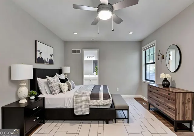 Photo 4 of Sale Pending at 8030 Sand Wedge Cir Nw, Kennesaw, GA 30144 | MLS# 10820522 | Listing updated on 2026-10-03
