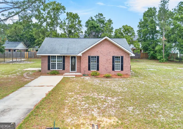 Photo 2 of Single family home for sale at 106 Nelson St, Reidsville, GA 30453 | MLS# 10817514 | Listing updated on 2026-08-16