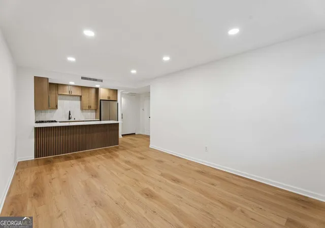 5th image of 2965 Pharr Court South Nw #118, Atlanta, GA 30305 | MLS# 10826572