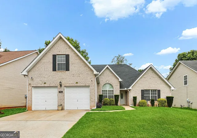 1st image of 516 Gonzaga Cir, Hampton, GA 30228 | MLS# 10806338