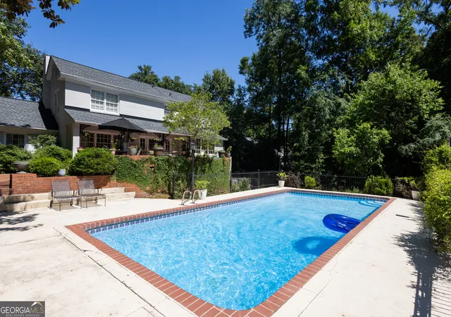 Photo 1 of Single family home for sale at 1424 Waverland Dr, Macon, GA 31211 | MLS# 10778699 | Listing updated on 2026-09-21
