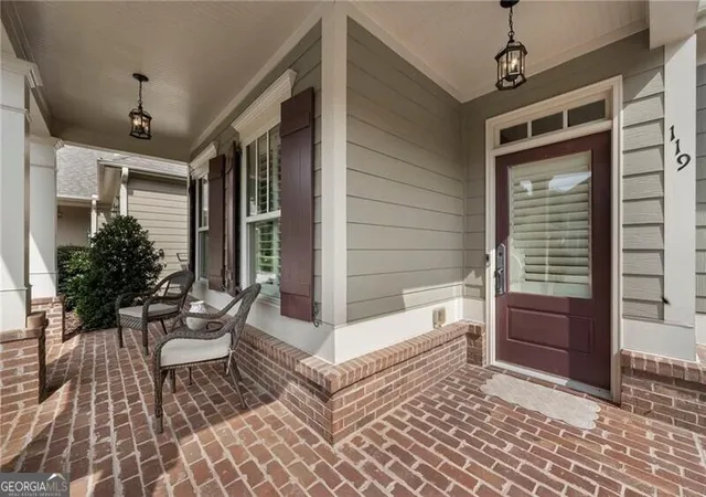 Photo 3 of Single family home for sale at 119 Clover Wy, Woodstock, GA 30188 | MLS# 10831782 | Listing updated on 2026-09-19