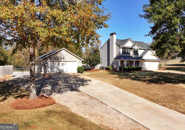 Photo 1 of Sale Pending at 1023 Solomon Ct, Winder, GA 30680 | MLS# 10638444 | Listing updated on 2026-01-05