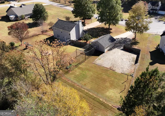 Photo 3 of Sale Pending at 1023 Solomon Ct, Winder, GA 30680 | MLS# 10638444 | Listing updated on 2026-01-05
