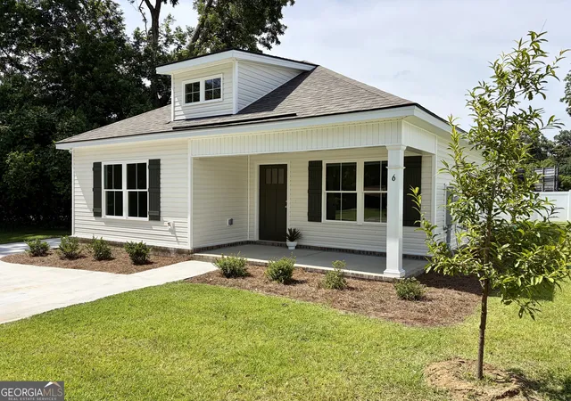 Photo 2 of Single family home for sale at 6 Roundtree St, Statesboro, GA 30458 | MLS# 10811743 | Listing updated on 2026-09-15