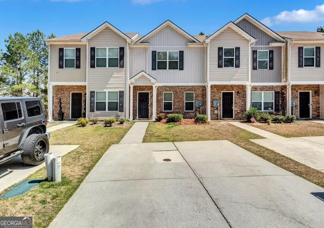 Photo 1 of Townhouse for sale at 6036 Oakley Rd, Union City, GA 30291 | MLS# 10808428 | Listing updated on 2026-08-01