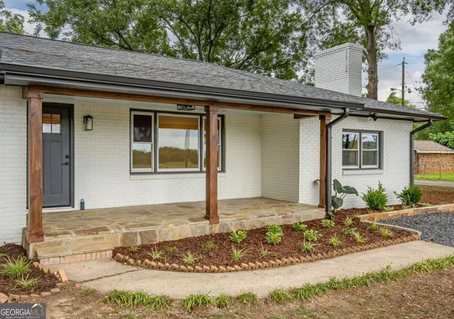 2nd image of 604 Mission Rd Sw, Cartersville, GA 30120 | MLS# 10826267