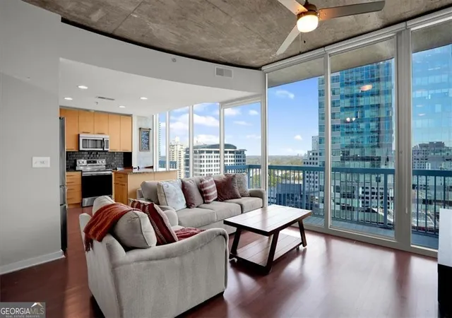 Homes for sale in Atlanta, GA | 3324 Peachtree Rd Ne #1307, Atlanta, GA 30326 | MLS# 10702017