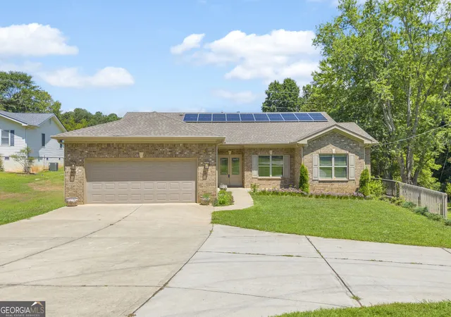 1st image of 5988 Shadburn Ferry Rd, Buford, GA 30519 | MLS# 10806923