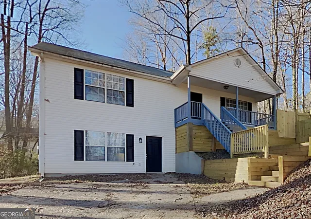 Homes for sale in Gainesville, GA | 5665 Lakeview Ct, Gainesville, GA 30506 | MLS# 10719156