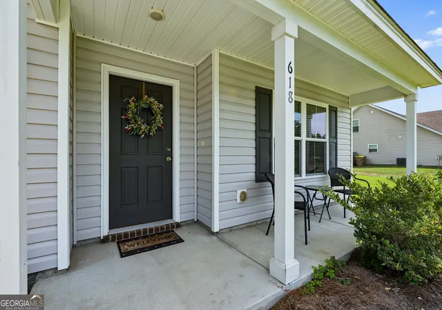 Photo 3 of Single family home for sale at 618 Bledsoe Dr, Guyton, GA 31312 | MLS# 10827824 | Listing updated on 2026-09-27