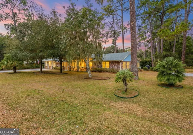3rd image of 636 Old Plantation Rd, Jekyll Island, GA 31527 | MLS# 10707429