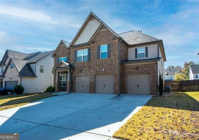 Photo 2 of Single family home for sale at 419 Woodmill Way, Atlanta, GA 30331 | MLS# 10642221 | Listing updated on 2026-06-08