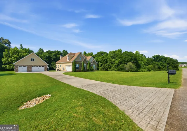 Photo 3 of Single family home for sale at 130 Citation Ct, Forsyth, GA 31029 | MLS# 10800012 | Listing updated on 2026-08-04