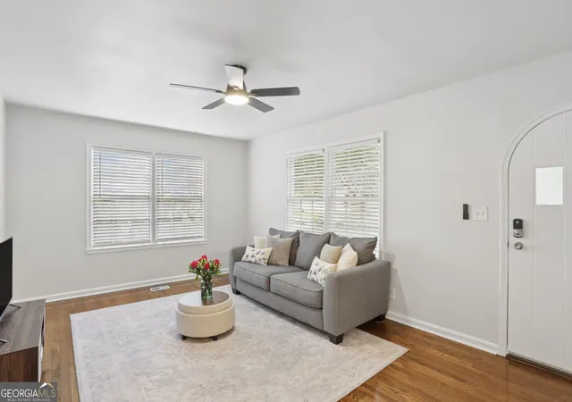 Photo 2 of Single family home for sale at 980 Brookdale Dr, East Point, GA 30344 | MLS# 10831935 | Listing updated on 2026-09-19