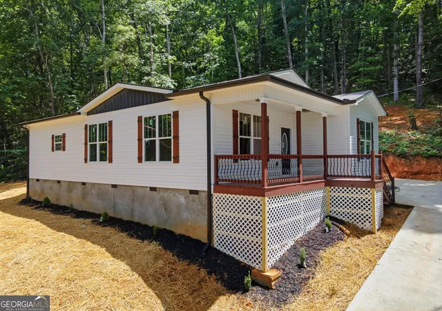 Photo 1 of Single family home for sale at 171 N Dale St, Calhoun, GA 30701 | MLS# 10804674 | Listing updated on 2026-09-11