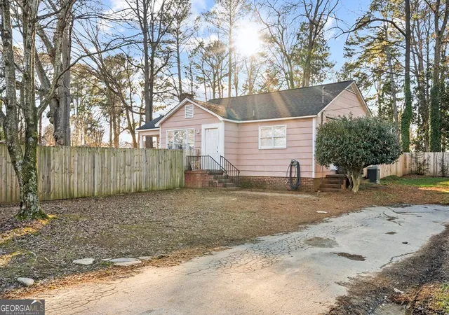 Homes for sale in Dalton, GA | 601 Juniper Avenue, Dalton, GA 30721 | MLS# 10726299