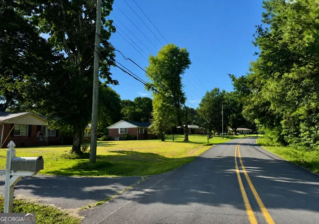 Photo 3 of Single family home for sale at 296 Goodwin Dr, Summerville, GA 30747 | MLS# 10826902 | Listing updated on 2026-09-16