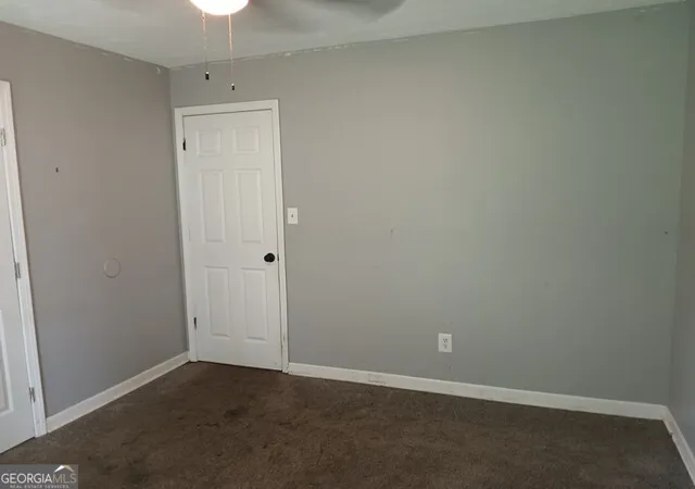 Photo 4 of Single family home for sale at 1015 Salisbury Trl, Riverdale, GA 30296 | MLS# 10813599 | Listing updated on 2026-10-23