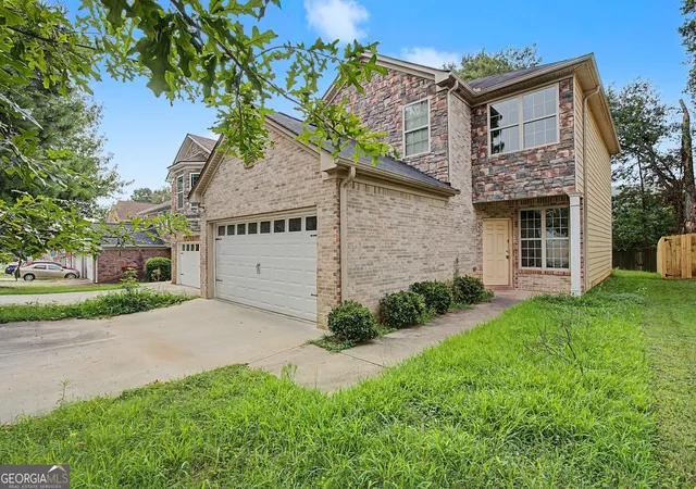 Photo 2 of Single family home for sale at 1441 Arbor Pl Dr, Morrow, GA 30260 | MLS# 10762660 | Listing updated on 2026-08-25