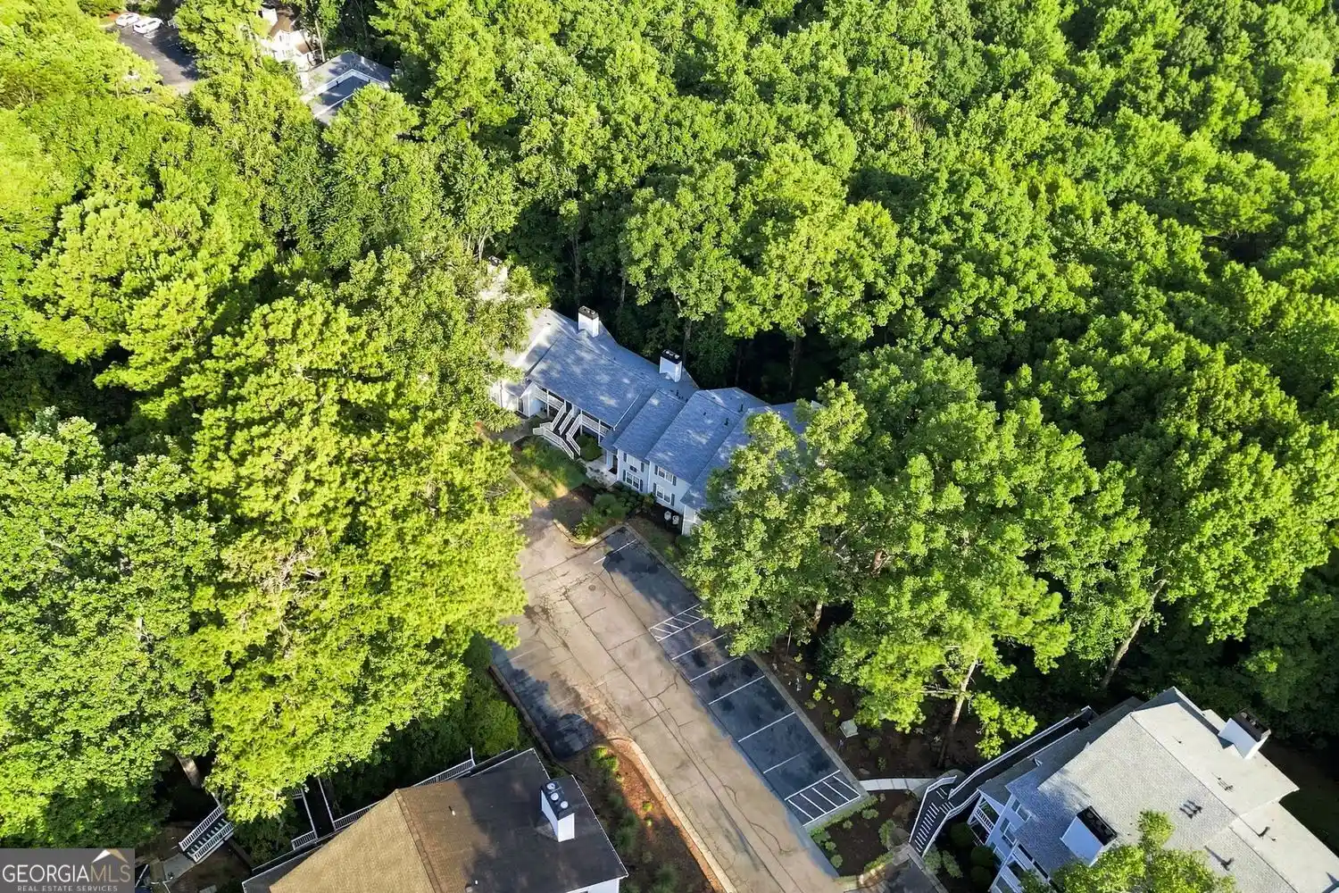 Listing Photo 39 - Condo for sale in 3940 Riverlook Pkwy SE located at 3940 Riverlook Pkwy SE, Marietta, GA 30067 - Unit #103