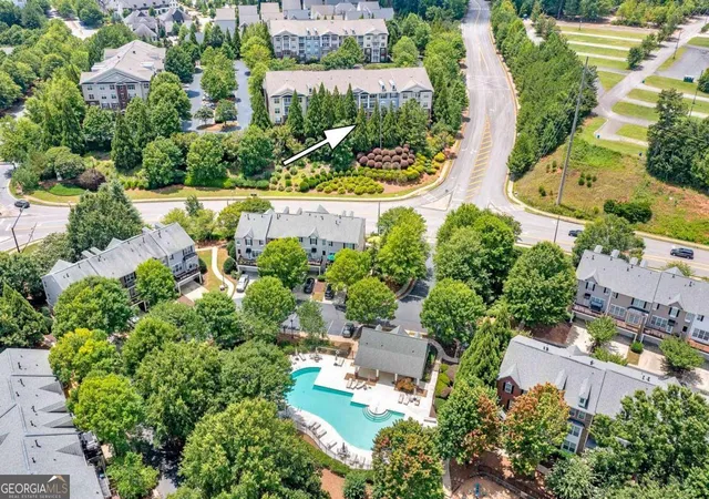 2nd image of 1975 Nocturne Dr, Alpharetta, GA 30009