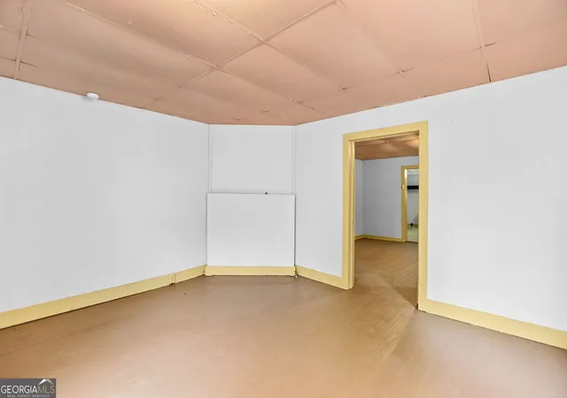 Listing Photo 5 - Condo for sale in building located at 209 Ware St, Lagrange, GA 30241