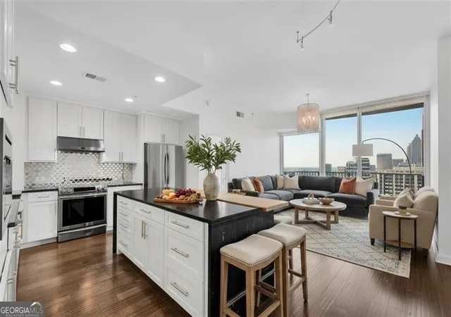 Listing Photo 1 - Condo for sale in building located at 860 Peachtree St Ne, Atlanta, GA 30308 - Unit #2409