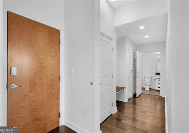 Listing Photo 3 - Condo for sale in building located at 860 Peachtree St Ne, Atlanta, GA 30308 - Unit #2409