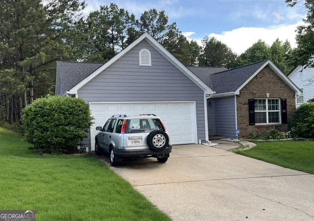 Photo 2 of Single family home for sale at 272 Augusta Woods Dr, Villa Rica, GA 30180 | MLS# 10766277 | Listing updated on 2026-07-20