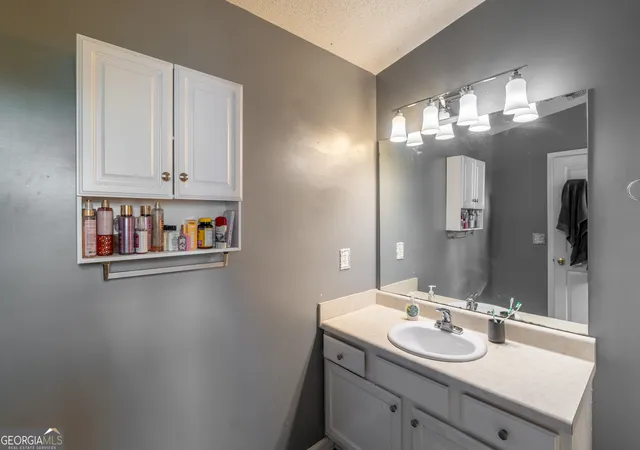 Photo 3 of Single family home for sale at 272 Augusta Woods Dr, Villa Rica, GA 30180 | MLS# 10766277 | Listing updated on 2026-07-20