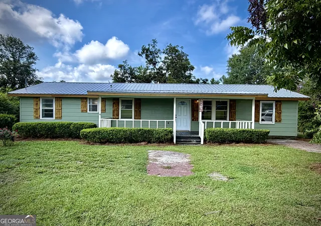 1st image of 107 W Norris St, Adrian, GA 31002 | MLS# 10834651