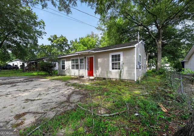 Homes for sale in Warner Robins, GA | 421 North Ave, Warner Robins, GA 31093 | MLS# 10796528