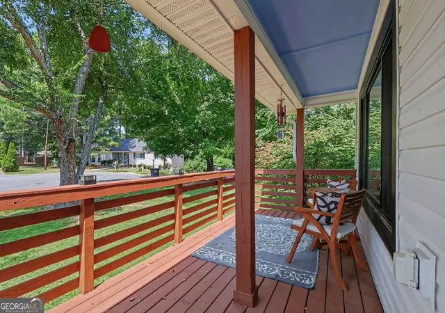 Photo 4 of Single family home for sale at 8922 Western Pines Dr, Douglasville, GA 30134 | MLS# 10834504 | Listing updated on 2026-10-26