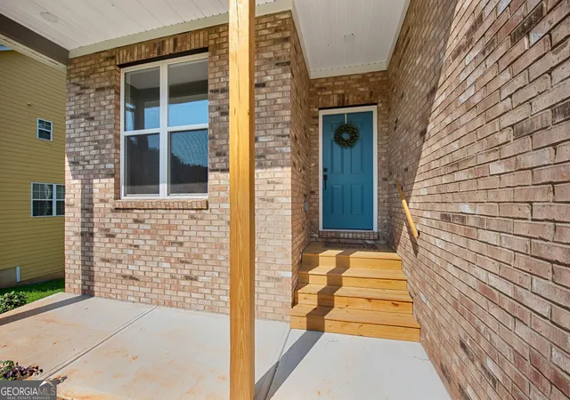 Photo 2 of Single family home for sale at 3396 Ashford Loop, Ellenwood, GA 30294 | MLS# 10833616 | Listing updated on 2026-08-27