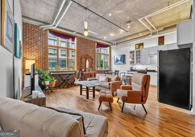 1st image of 660 Glen Iris Dr Ne #207, Atlanta, GA 30308 | MLS# 10821476