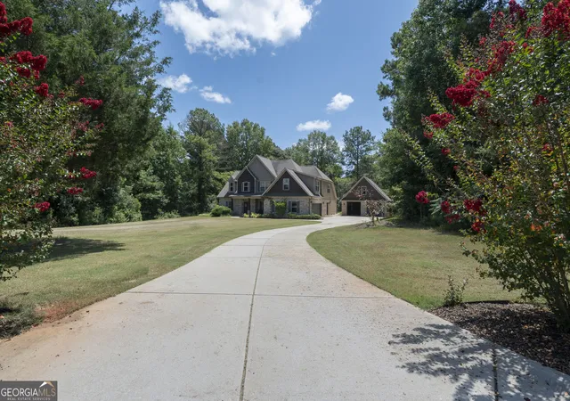 Photo 2 of Single family home for sale at 155 Chantilly Ln, Fayetteville, GA 30215 | MLS# 10819663 | Listing updated on 2026-09-02