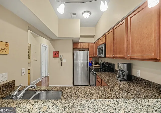 Photo 4 of Condo for sale at 2855 Peachtree Rd NE #205, Atlanta, GA 30305 | MLS# 10805923 | Listing updated on 2026-08-20