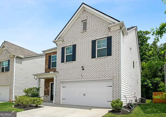 Photo 35 of Single family home for sale at 850 Bentley Dr, Fairburn, GA 30213 | MLS# 10772001 | Listing updated on 2026-09-04