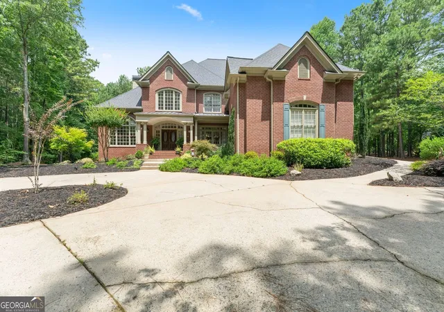 Photo 3 of Single family home for sale at 110 Smith Forest Ln, Alpharetta, GA 30004 | MLS# 10804550 | Listing updated on 2026-09-15